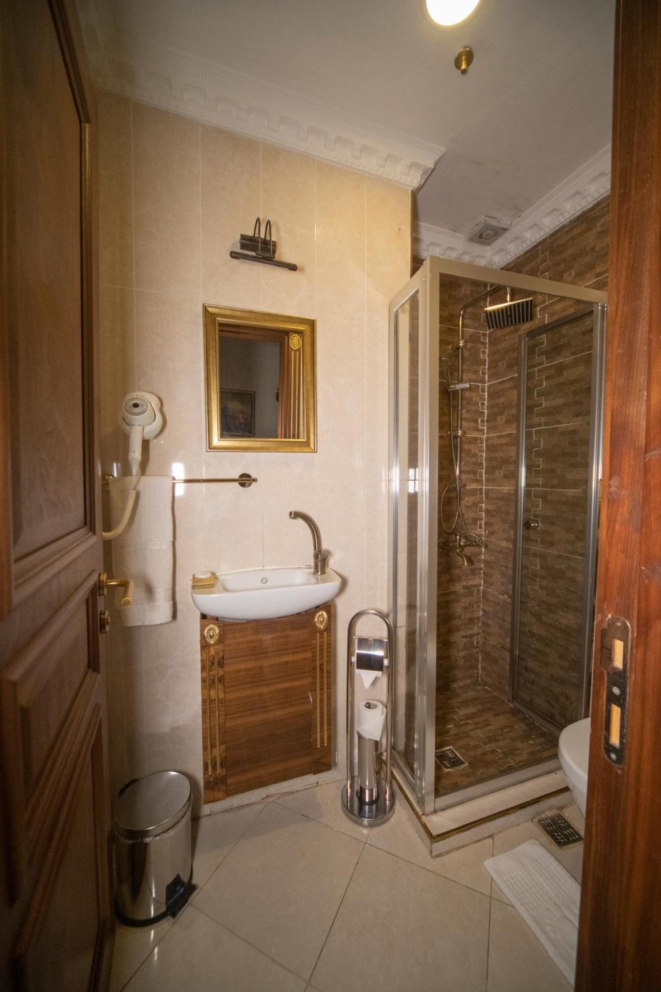 Beyport Hotel Taksim Istanbul Exteriör bild